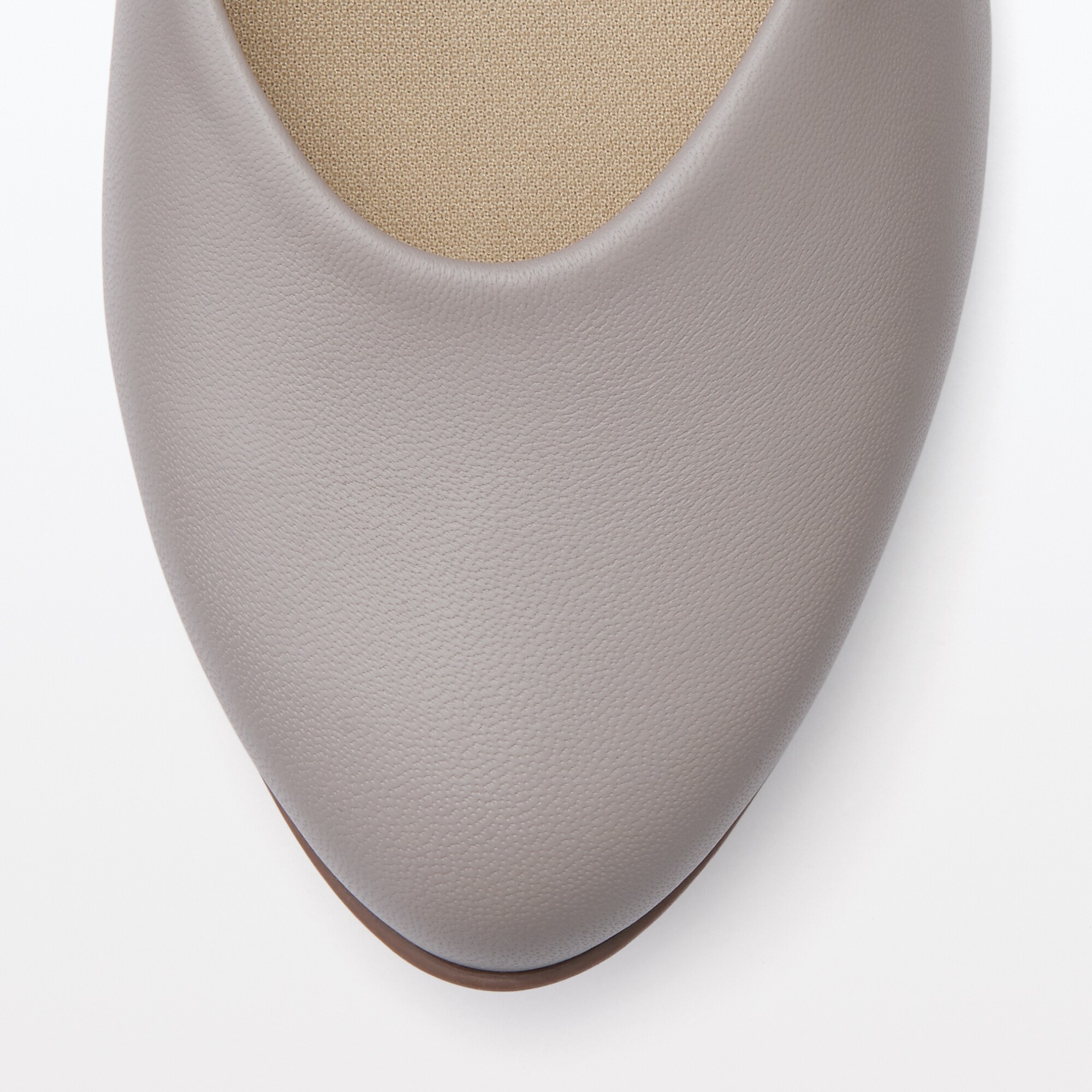 疲れにくい　レザーパンプス