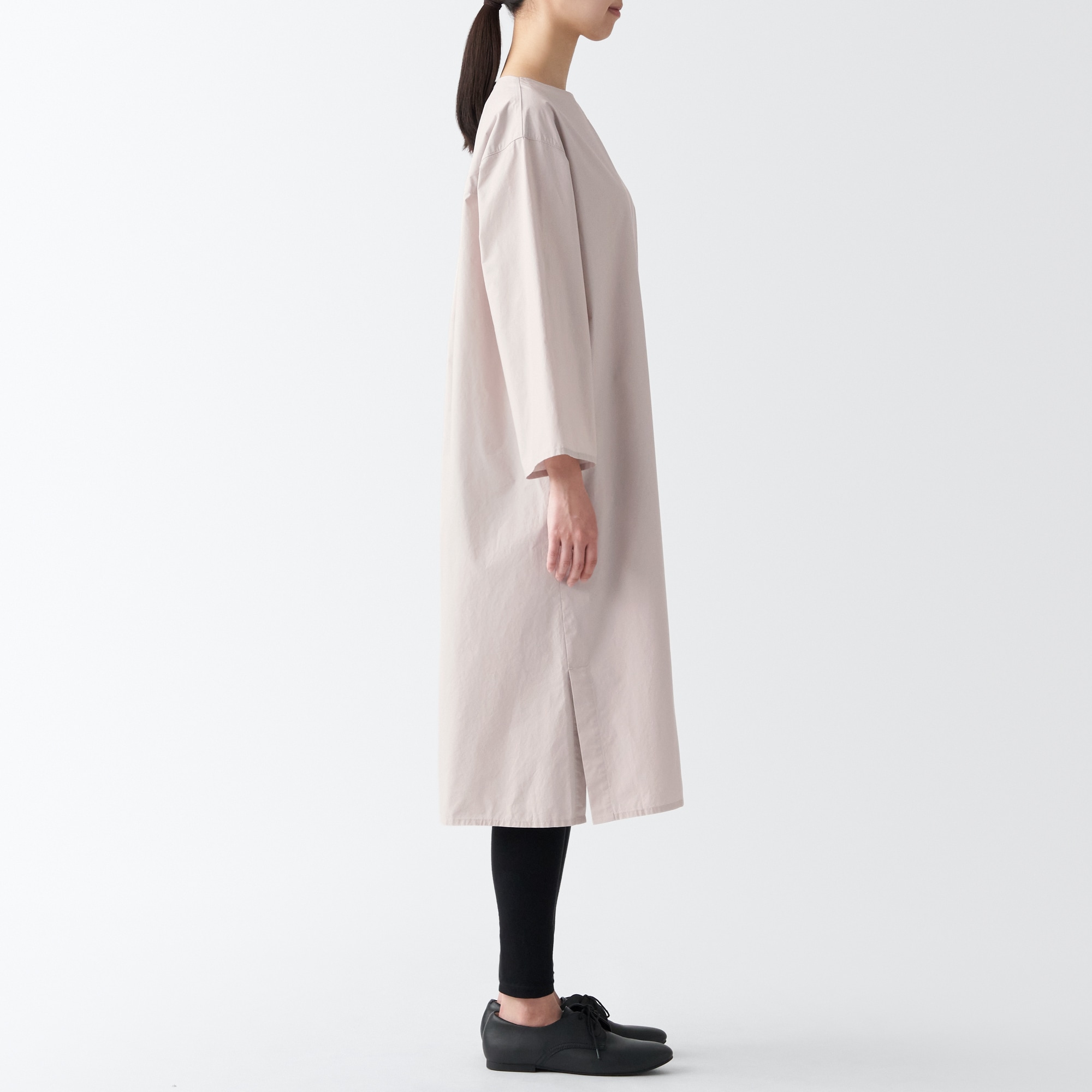 高密度織りボートネックワンピース