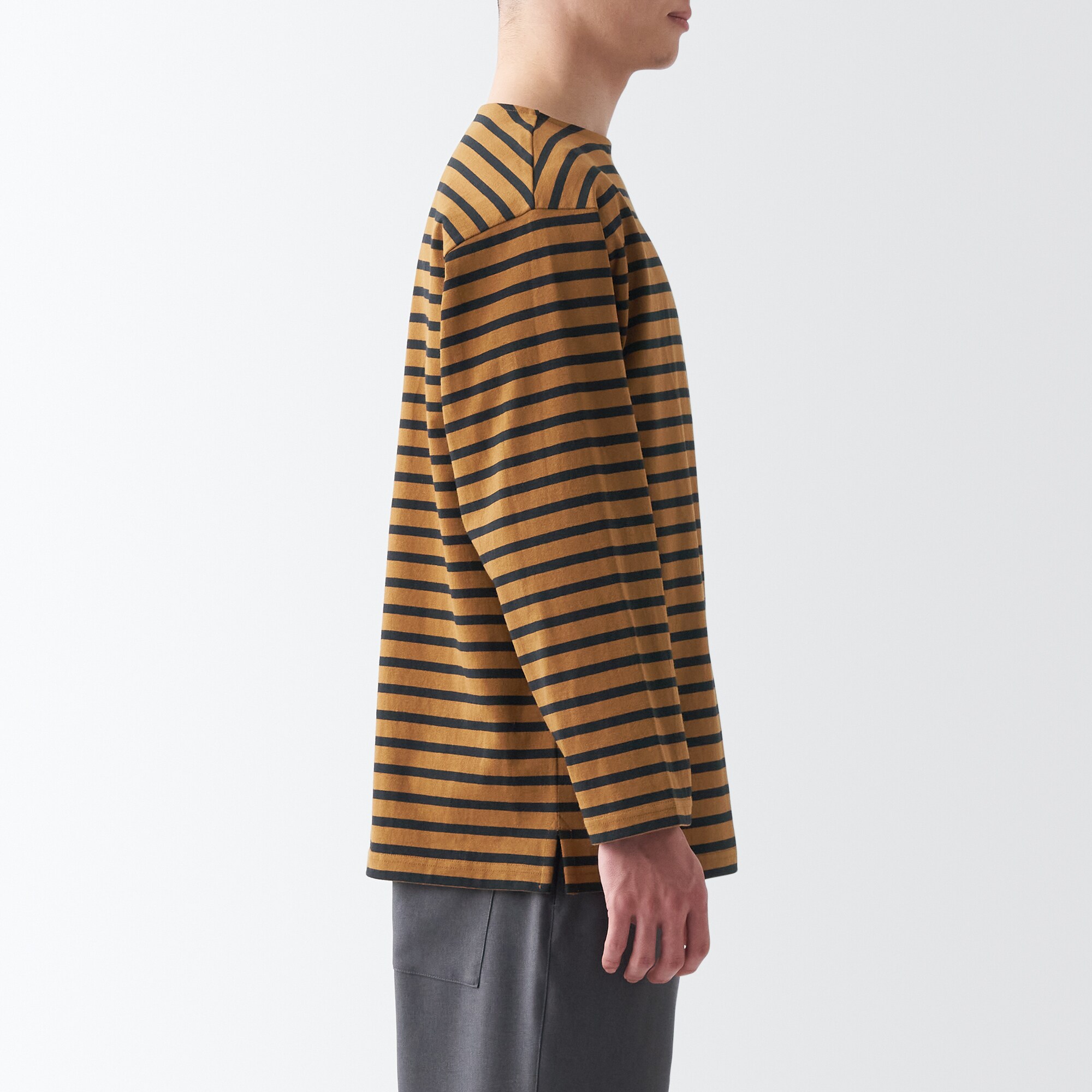 洗いざらし太番手ボートネック九分袖Ｔシャツ