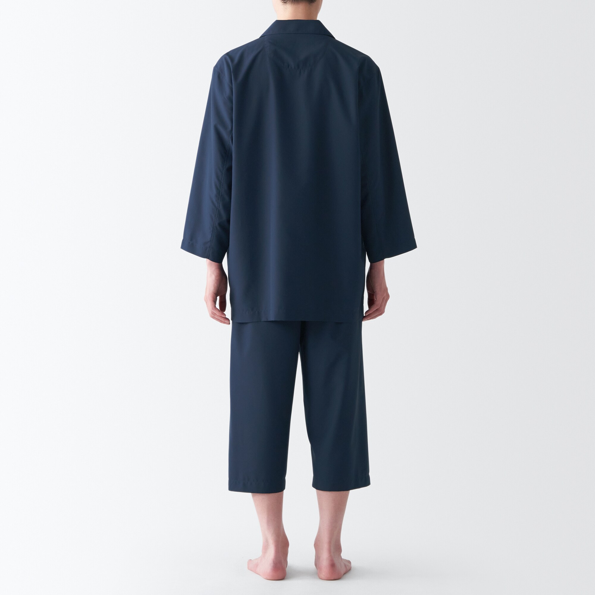 すぐ乾くトラベルパジャマ