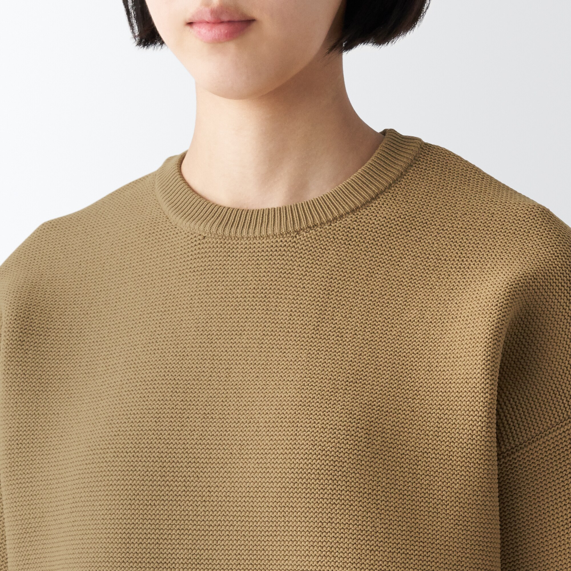 あたたかくて洗えるクルーネックセーター