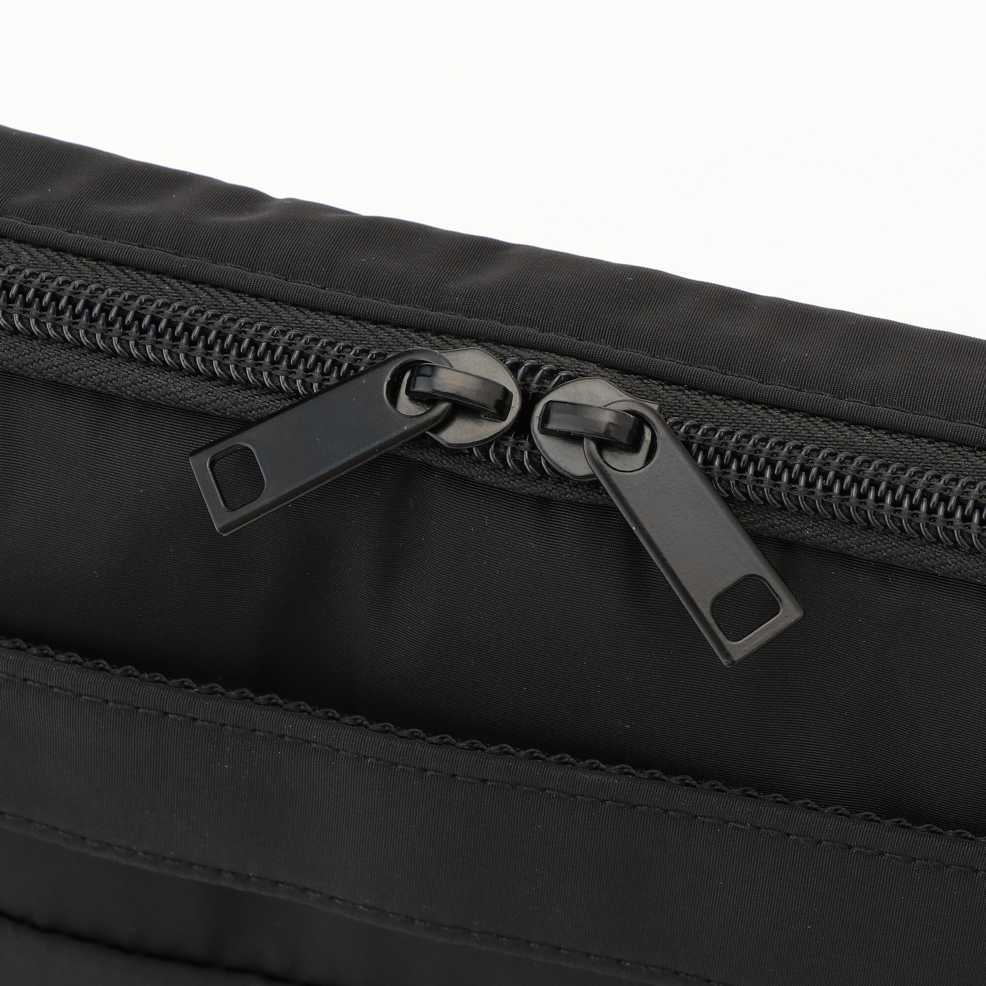 【Ａ４サイズ用】入れたまま使えるパソコンケース