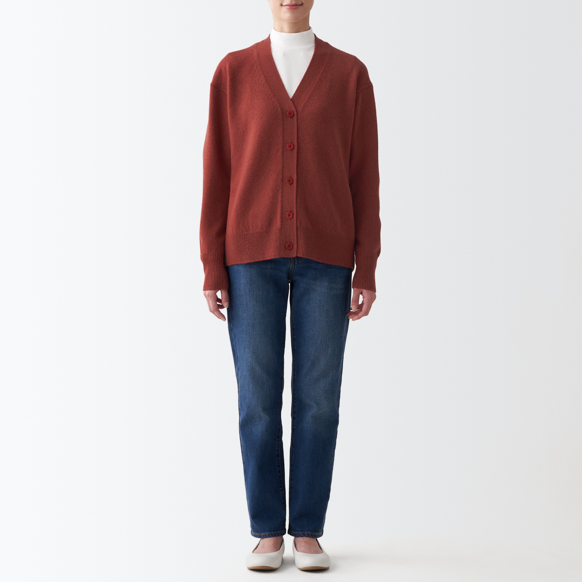 ウールミドルゲージＶネックカーディガン