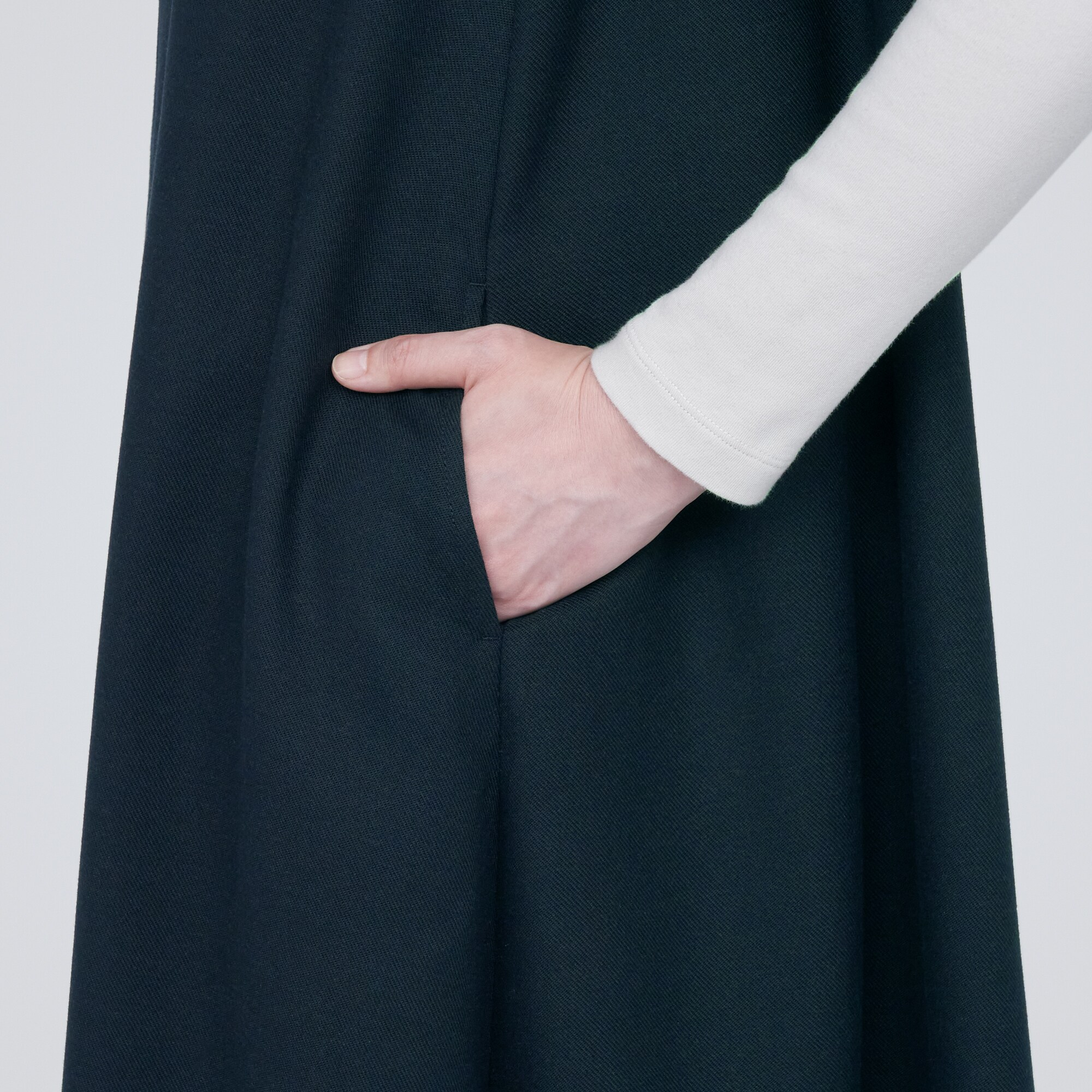 起毛ジャンパースカート