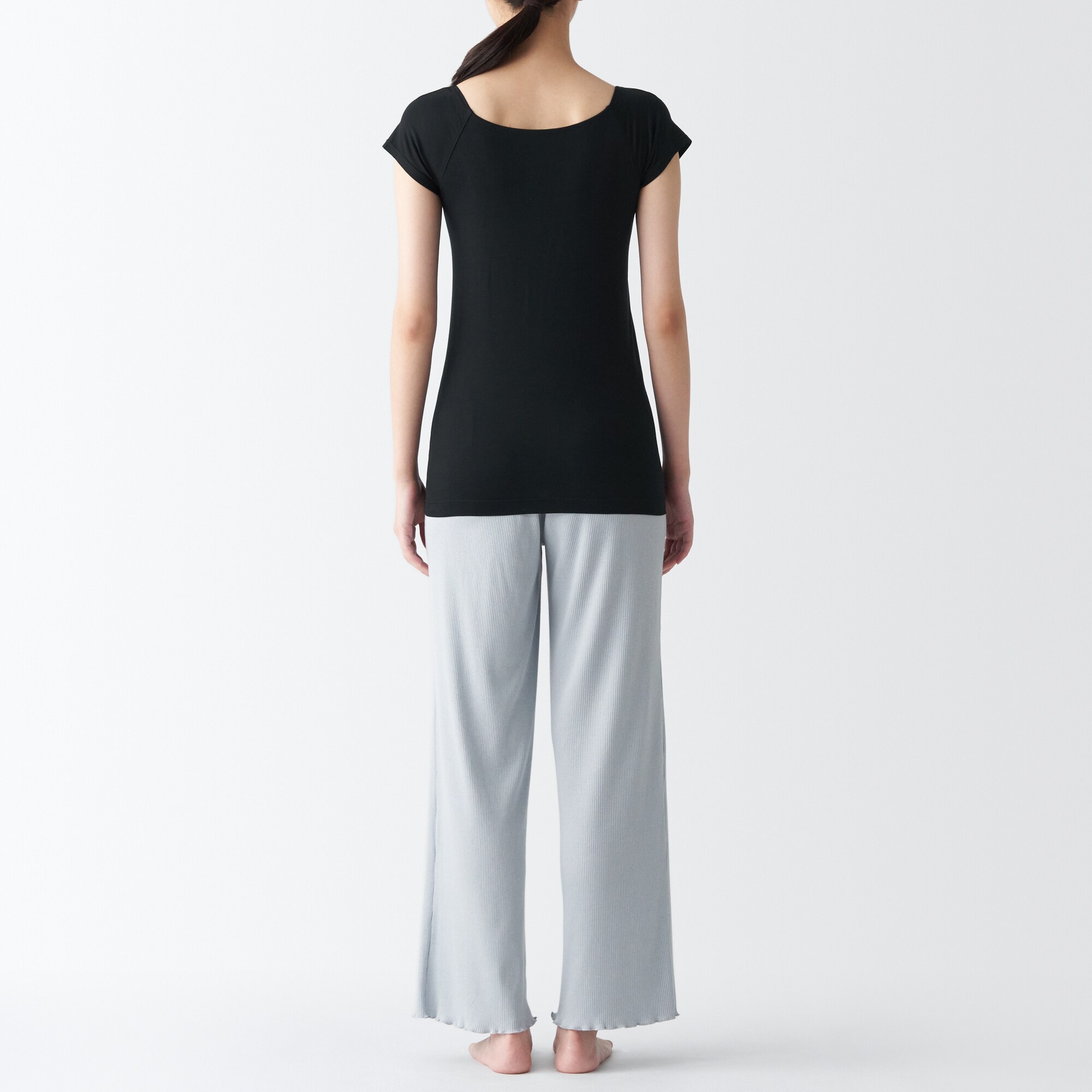 なめらかブラフレンチスリーブ