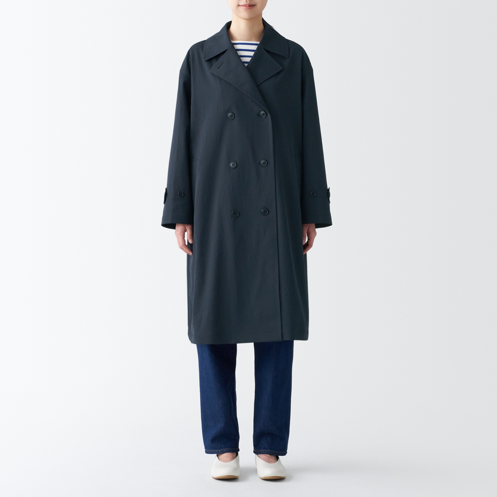 撥水トレンチコート