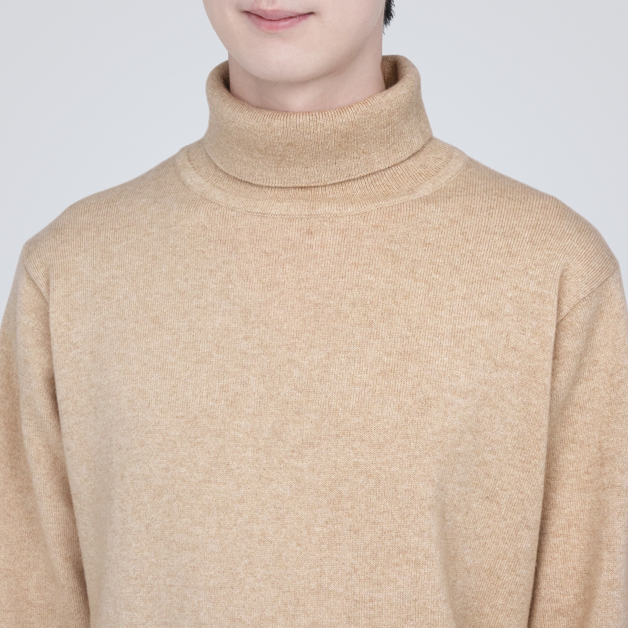 自然のまんまの色カシミヤタートルネックセーター（数量限定）