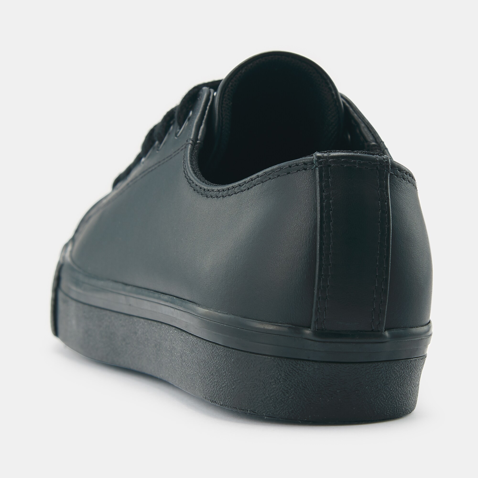 疲れにくい　撥水　レザースニーカー