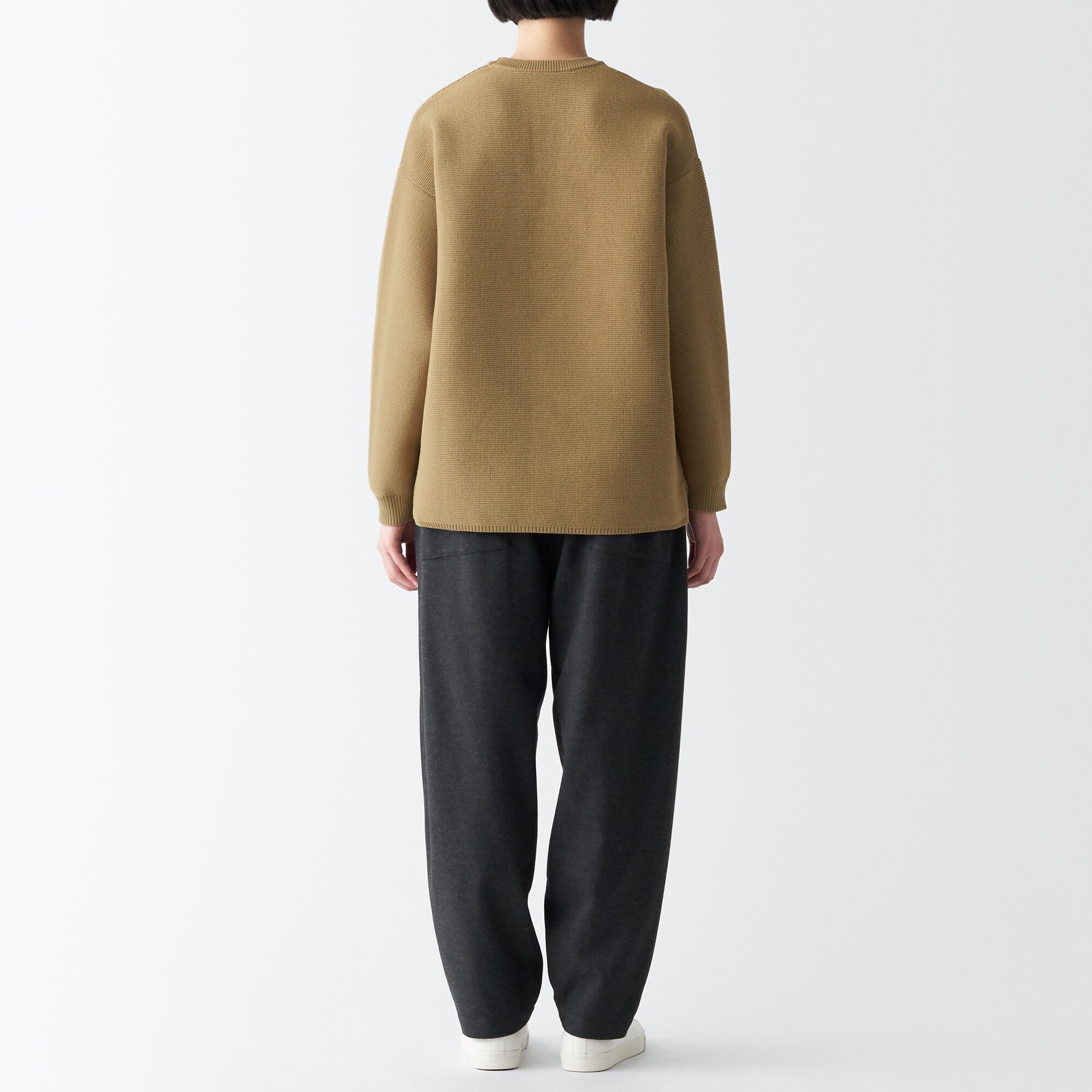 あたたかくて洗えるクルーネックセーター