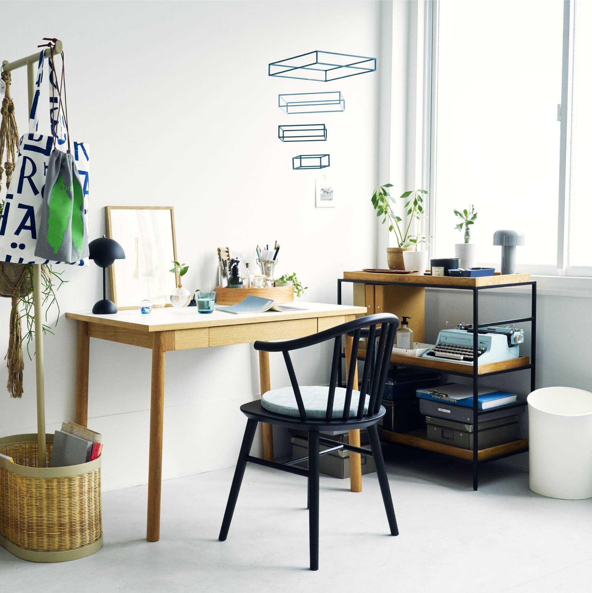 ＳＴＩＬＴ　ＴＡＢＬＥ　１０００