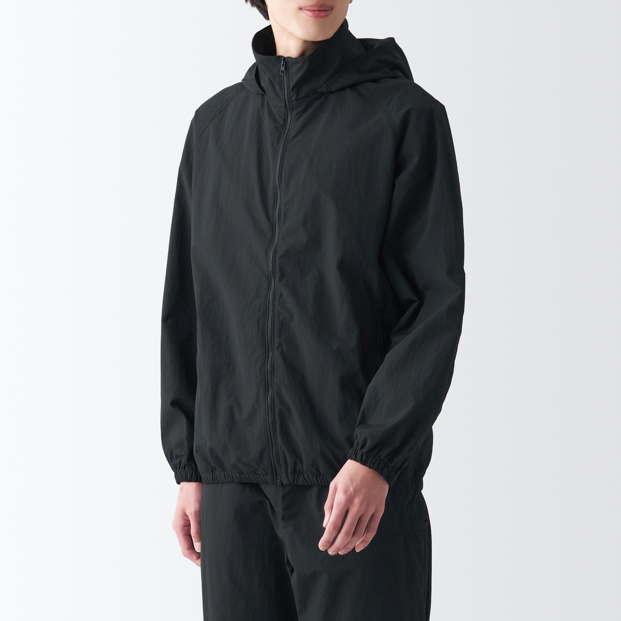 撥水ナイロンウィンドブレーカー