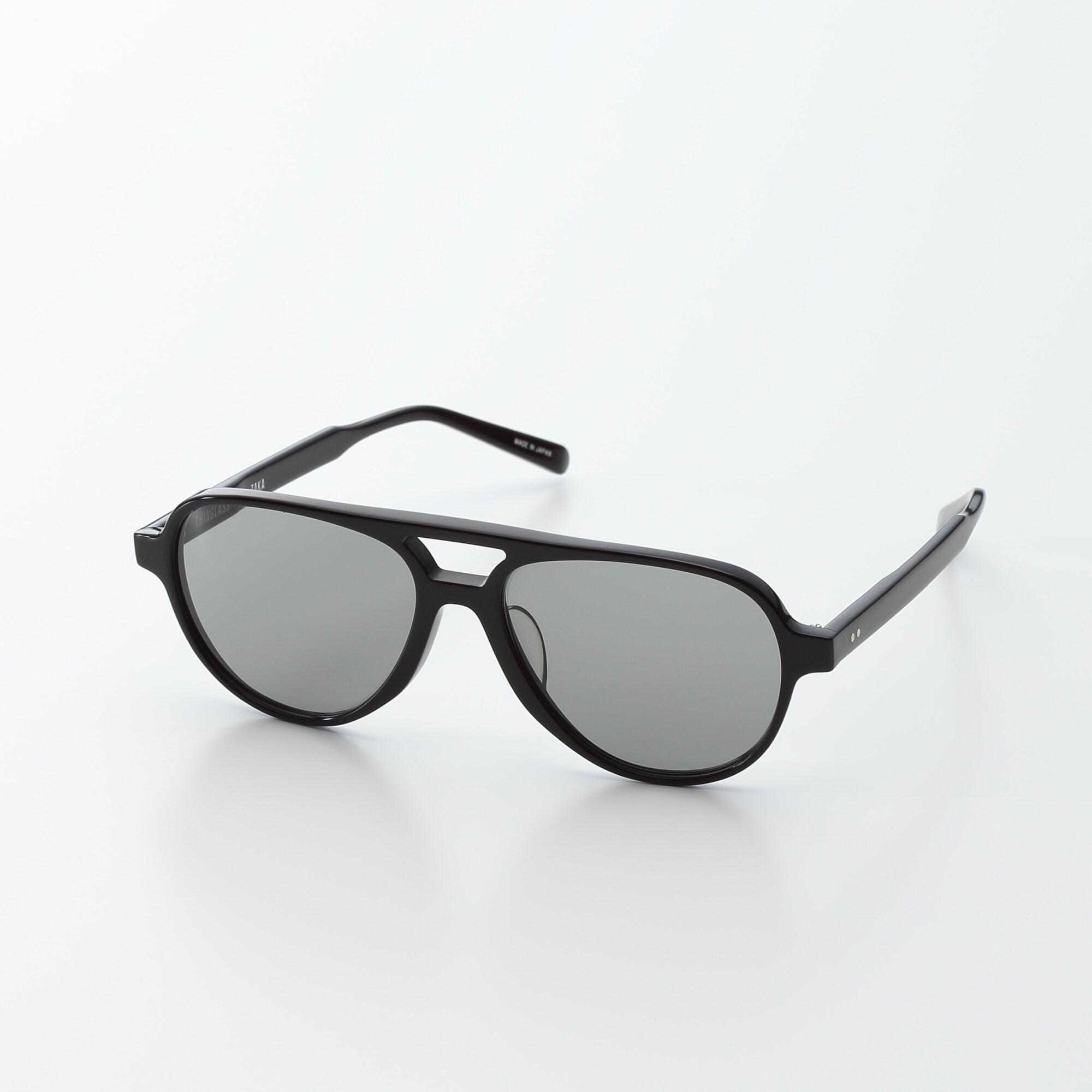 ガラスレンズのサングラス　ティアドロップ　黒×グレー