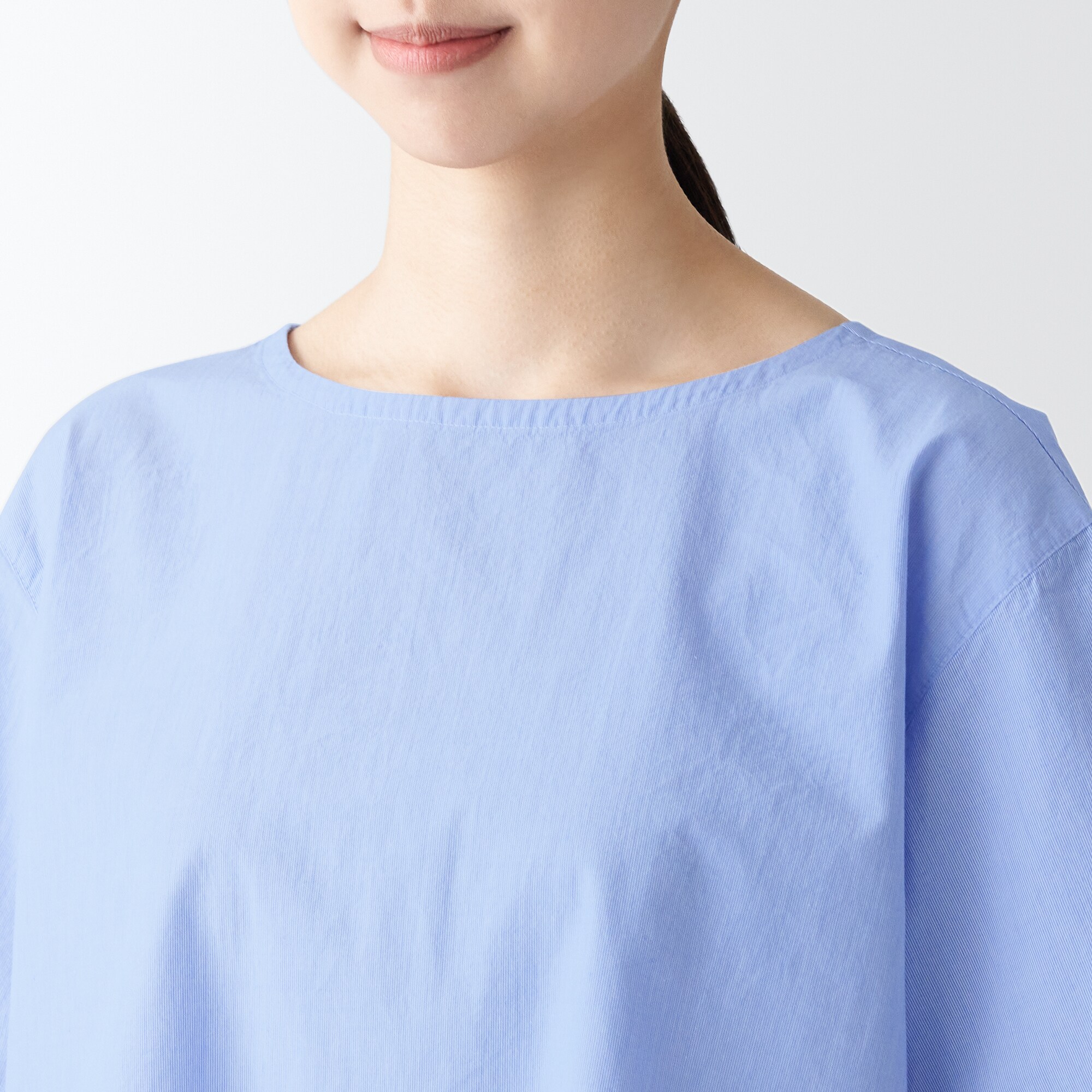 涼感半袖ブラウス