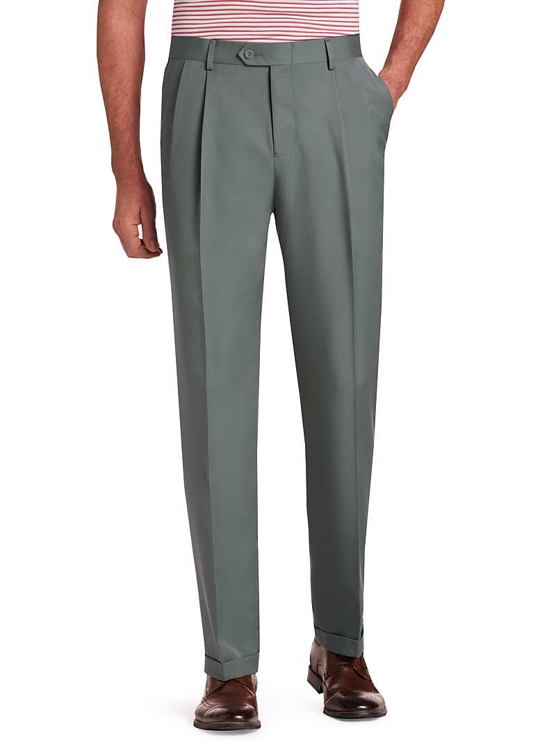Traveler Performance Traditional Fit Pleated Front Pants#217G