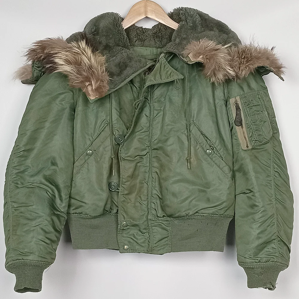 US N-2B Flight Jacket w Attached Hood and Fur Ruff 1962 - Sz M