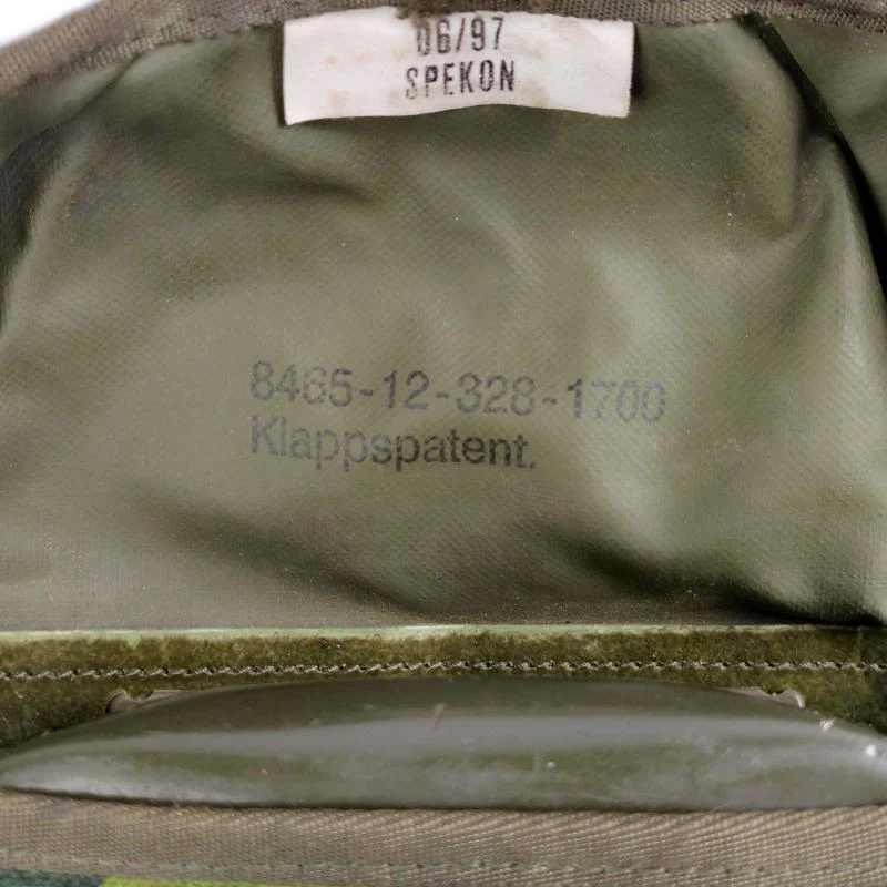 German Tri-Fold Shovel & Flecktarn Cover