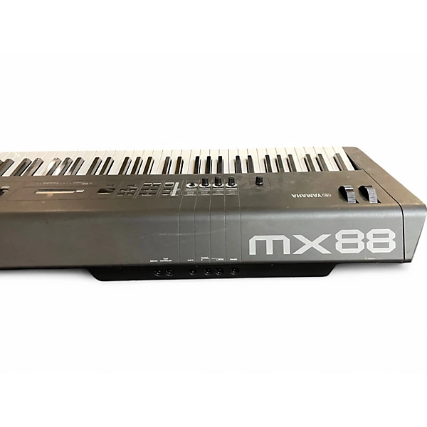 Yamaha Used Yamaha MX88 Synthesizer