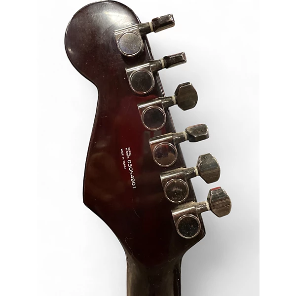 Used 2000s Fender Showmaster HH STRATOCASTER Tobacco Sunburst Solid Body Electric Guitar