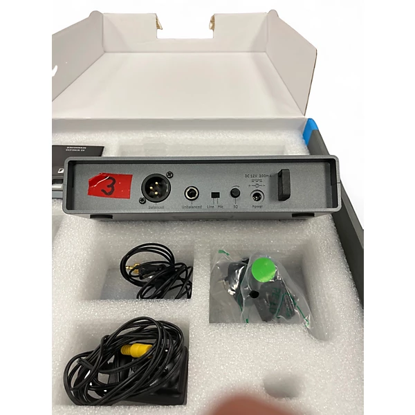 Sennheiser Used Sennheiser XSW1 ME2 Lavalier Wireless System.gc