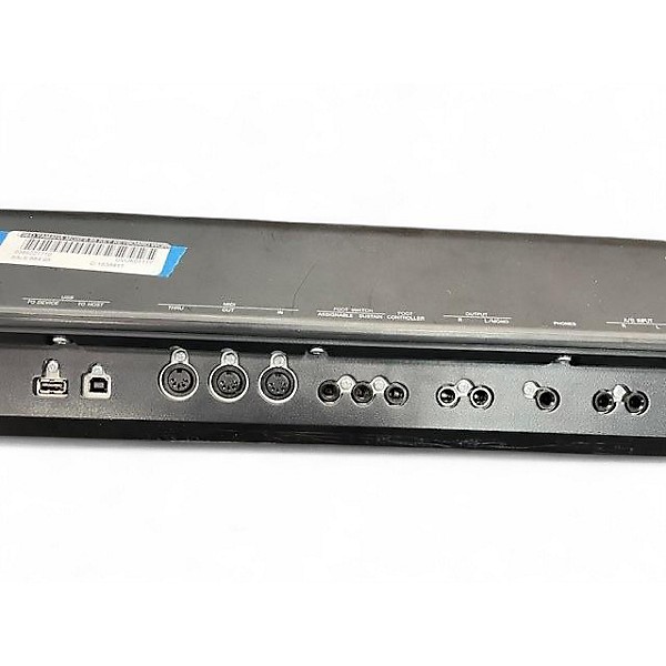 Yamaha Used Yamaha MOXF8 88 Key Keyboard Workstation