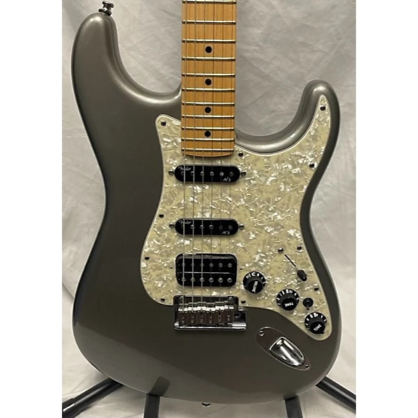 Fender Used Fender American Deluxe Stratocaster HSS Pewter Solid Body Electric Guitar