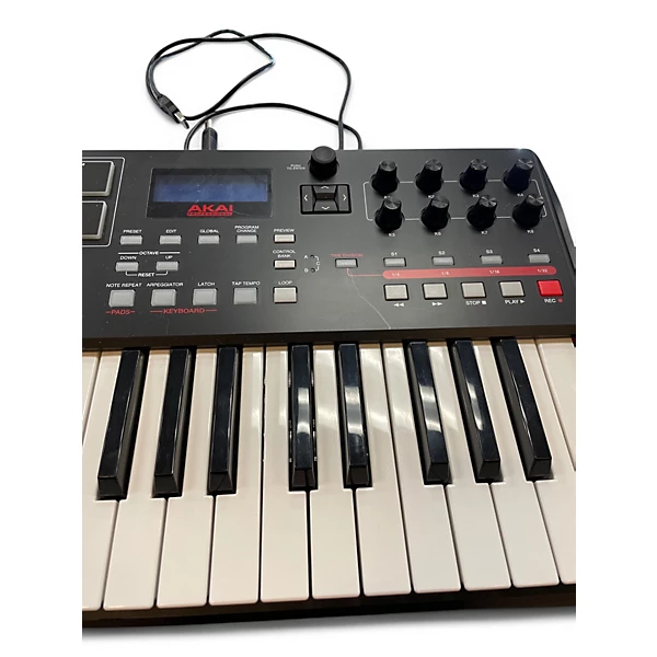Akai Professional Used Akai Professional MPK225 25 Key MIDI Controller