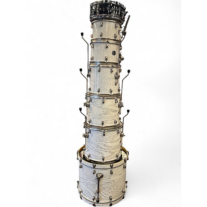 Crush Drums Percussion Used Crush Drums Percussion 7 Piece Sublime White Metallic Burst Drum Kit.gc