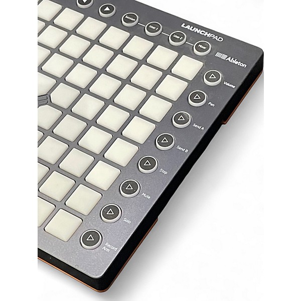 Novation Used Novation LAUNCHPAD MINI MK2 DJ Controller.gc