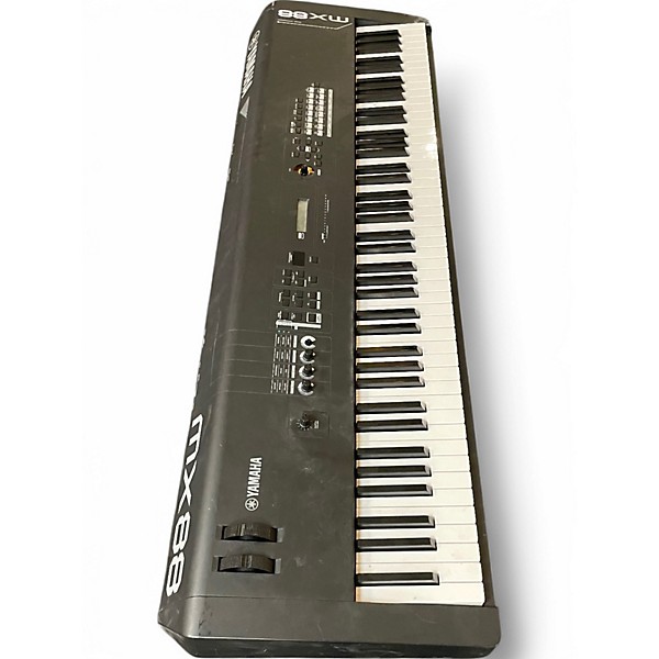 Yamaha Used Yamaha MX88 Synthesizer