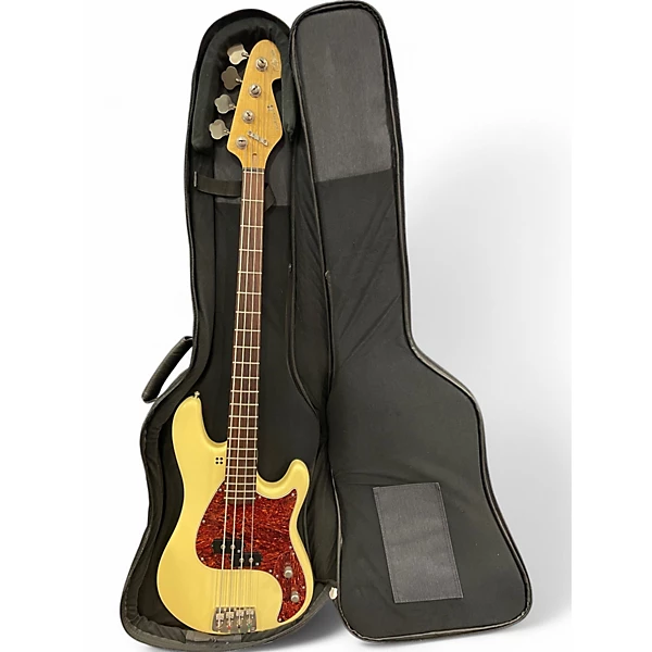 Used sandberg California Cream Electric Bass Guitar