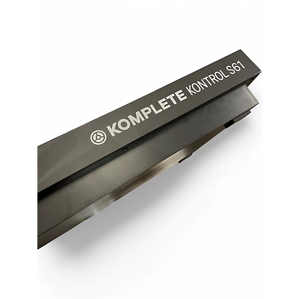 Native Instruments Used Native Instruments Komplete Kontrol S61 MIDI Controller