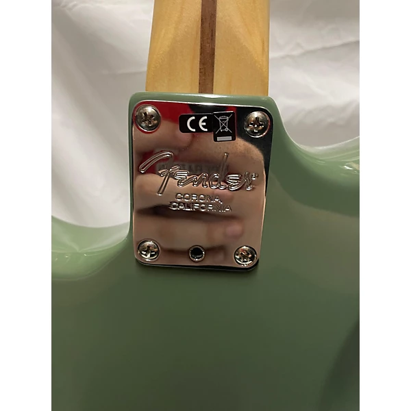 Fender Big Apple Stratocaster Solid Body Electric Guitar.gc