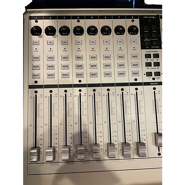 Mackie MCU XT PRO Control Surface