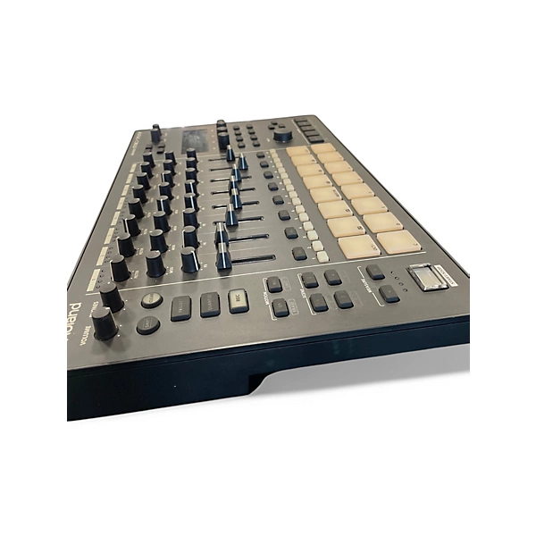 Roland Used Roland MC 707 Groovebox Production Controller