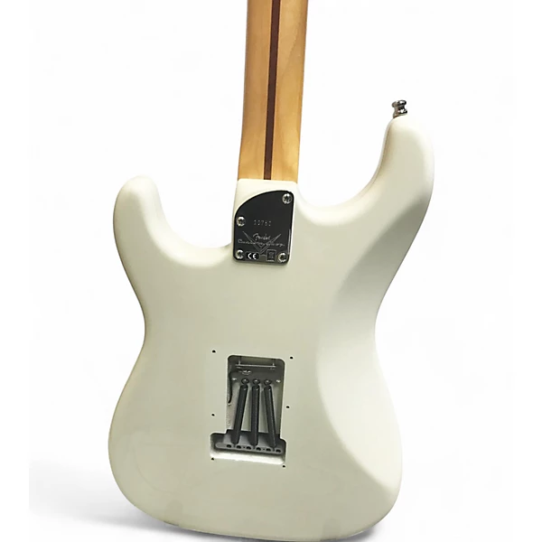 Used Fender Custom Shop Jeff Beck Stratocaster White Solid Body Electric Guitar
