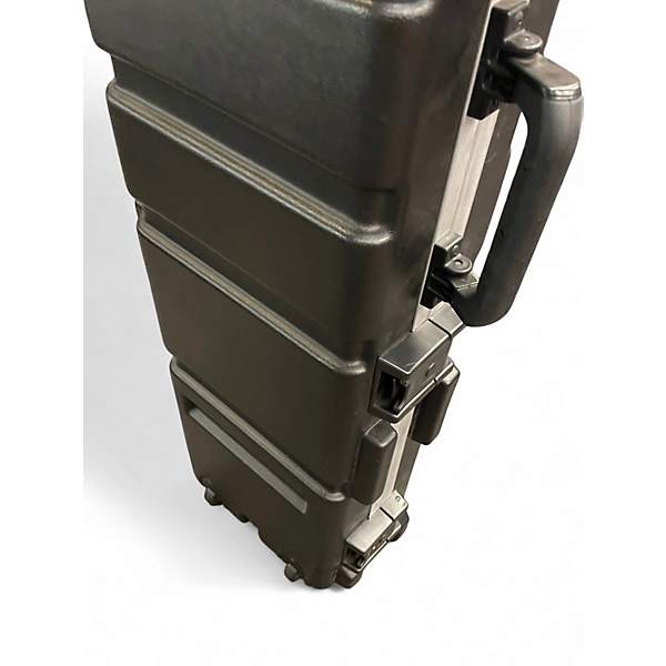 SKB Used SKB ROAD CASES Mixer Case.gc