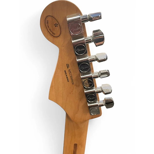 Fender Used Fender Player Series Limited Edition Roasted Maple Neck Fiesta Red Solid Body Electric Guitar.gc