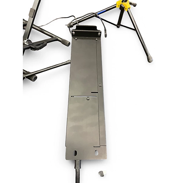 Crown Used Crown CDI2000 Power Amp.gc