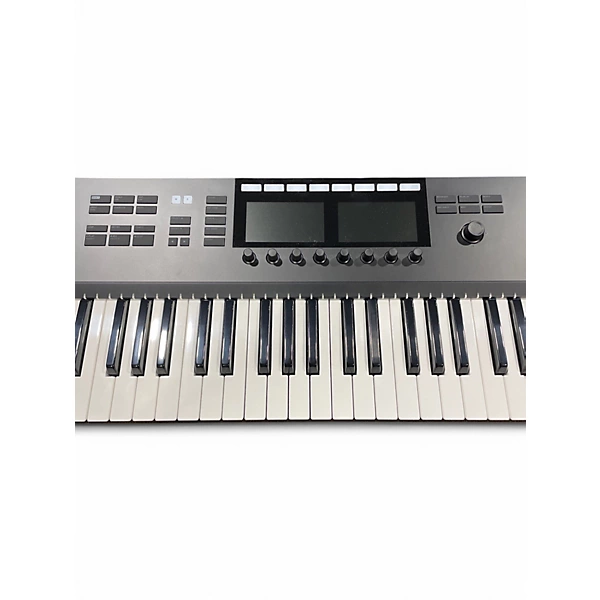 Native Instruments Used Native Instruments Komplete Kontrol S49 MIDI Controller