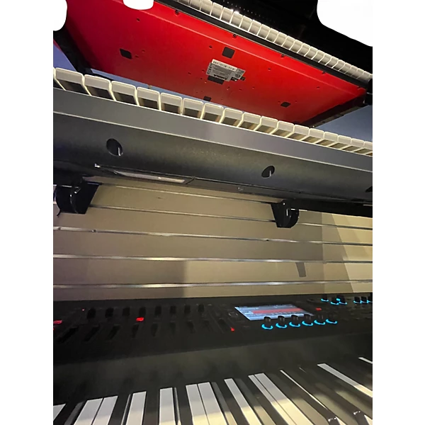 Yamaha Used Yamaha Tyros 5 76 Key Arranger Keyboard