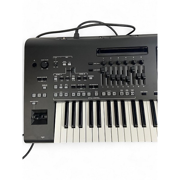 Yamaha GENOS 76 Key Keyboard Workstation