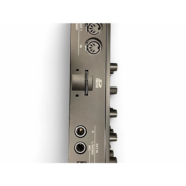 Roland Used Roland MC 707 Groovebox Production Controller