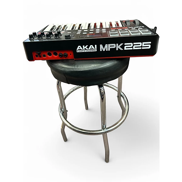 Akai Professional Used Akai Professional MPK225 25 Key MIDI Controller