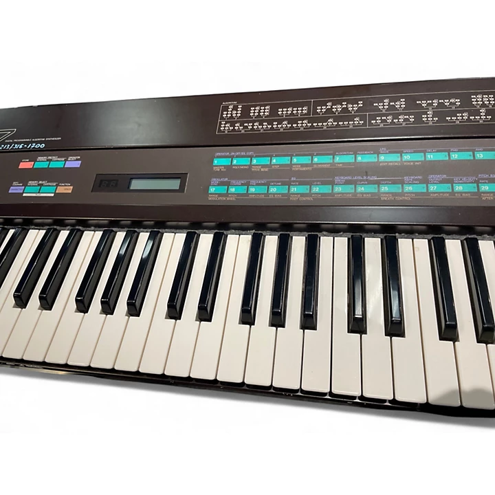 Yamaha Used Yamaha DX7 Keyboard Workstation