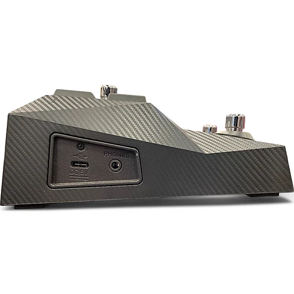 Used Zoom B2 FOUR Effect Processor