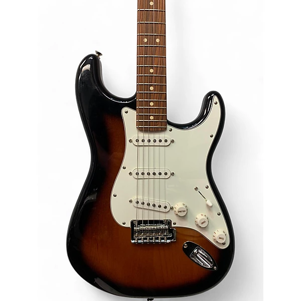 Ibanez Used 2024 Fender 70th Anniversary Player Stratocaster 2 Tone Sunburst.gc