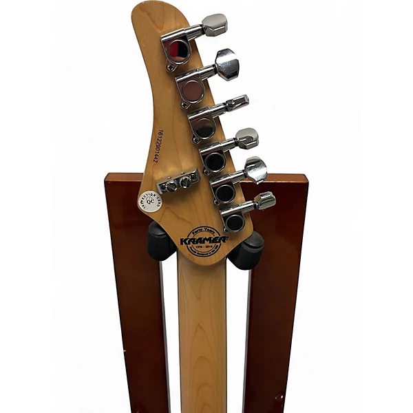 Kramer Used Kramer Limited Edition Pacer Candy Apple Red Metallic Solid Body Electric Guitar.gc