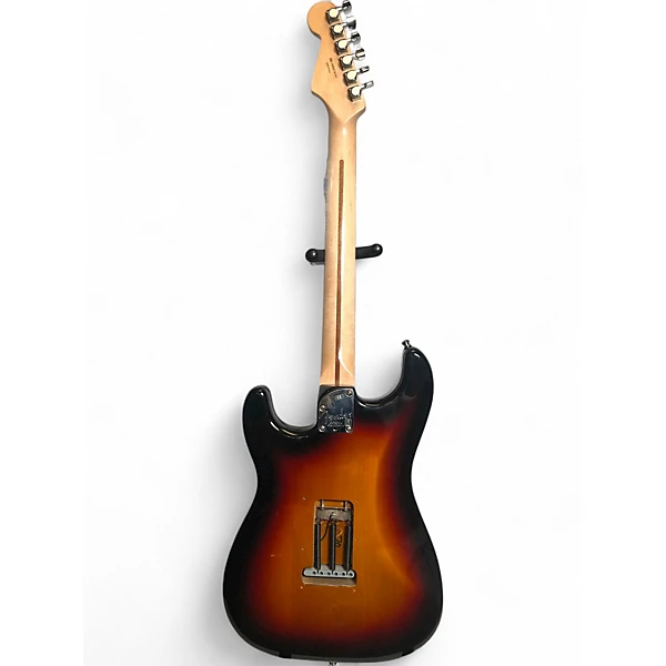 Fender 2008 American Deluxe Stratocaster Solid Body Electric Guitar