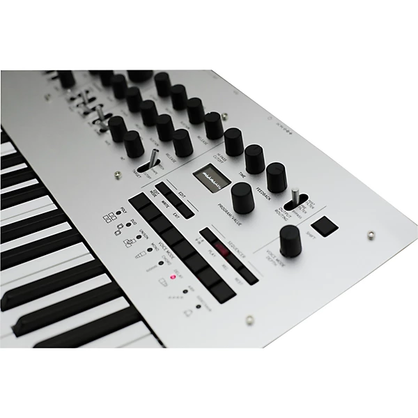 minilogue Polyphonic Analog Synthesizer