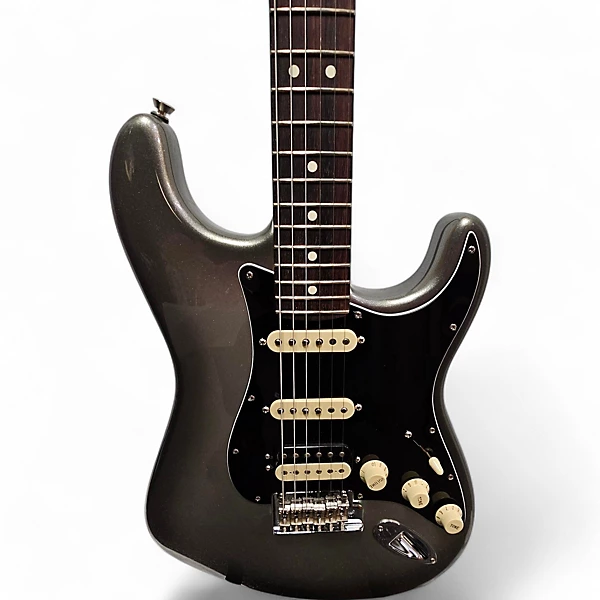 Used 2022 Fender American Professional II Stratocaster silver burst Solid Body Electric Guitar